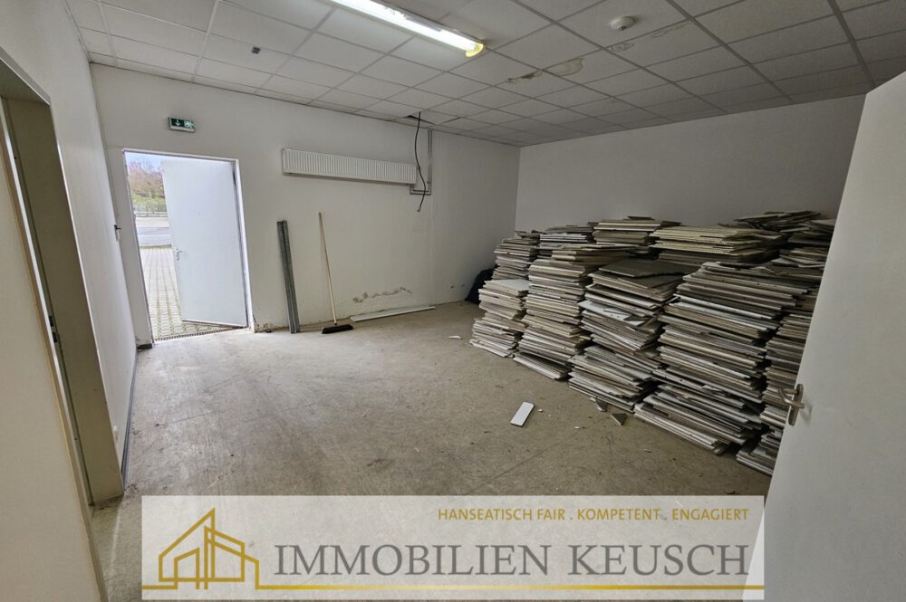 Lagerfläche und Hintereingang