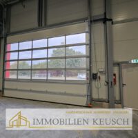 2 große elektr. Tore