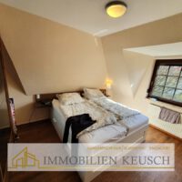 Geräumiges Schlafzimmer