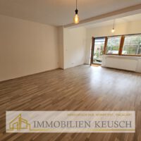 Helles Wohn-Esszimmer