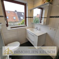 Modernes Badezimmer OG