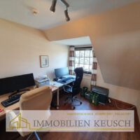 Büro oder Kinderzimmer
