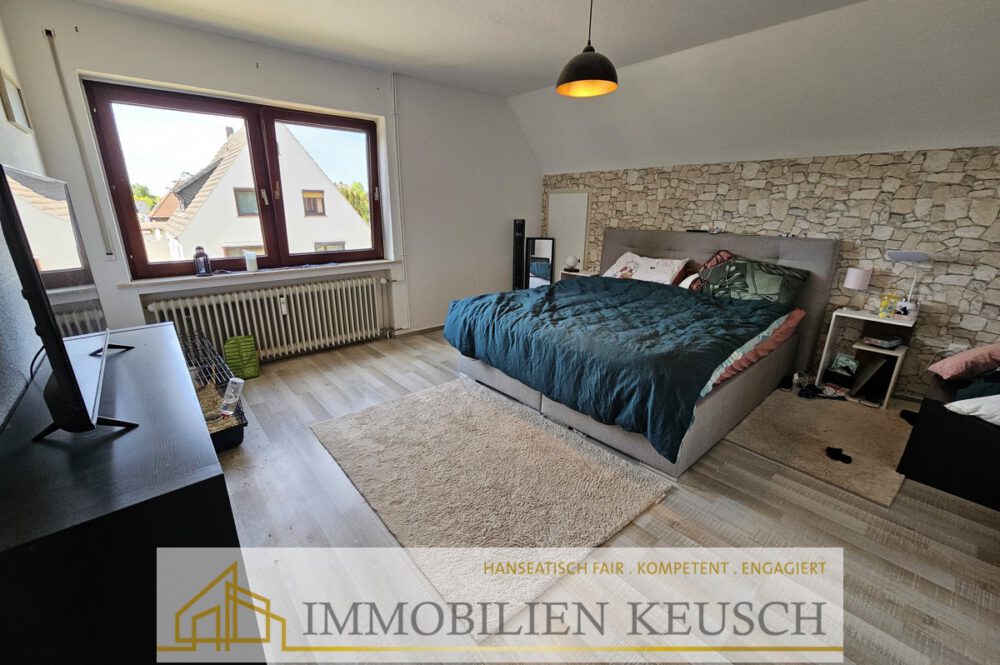 Großes Schlafzimmer OG