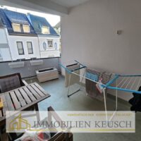 Großer überdachter Balkon