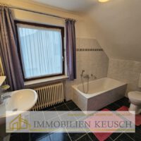 Dusch- und Wannenbad OG