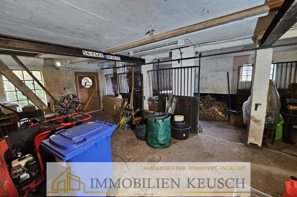 Ausbaureserve - Stallgebäude