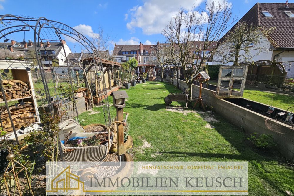 Gartenansicht von hinten