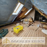 Ausbaupotential im DG mit bereits geplanter Treppe