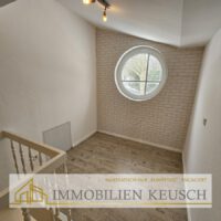 Büroecke im Flur OG