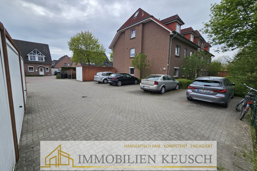 Gepflegte Anlage mit Parkmöglichkeit