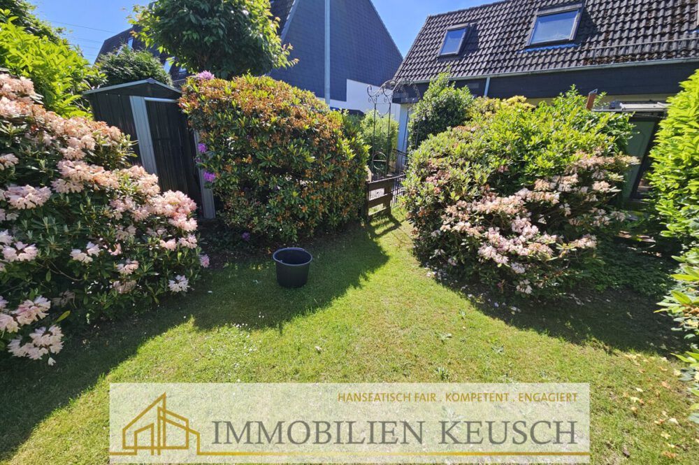 hinterer Ausgang und Gartenhäuschen - Kopie