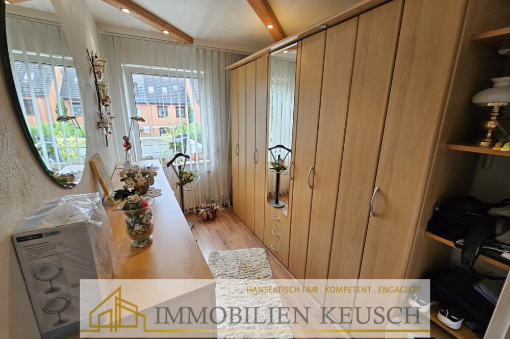 Ankleide oder Kinderzimmer OG