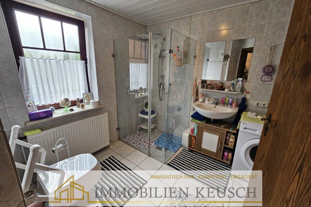 Duschbad Waschmaschinenanschluss Whg