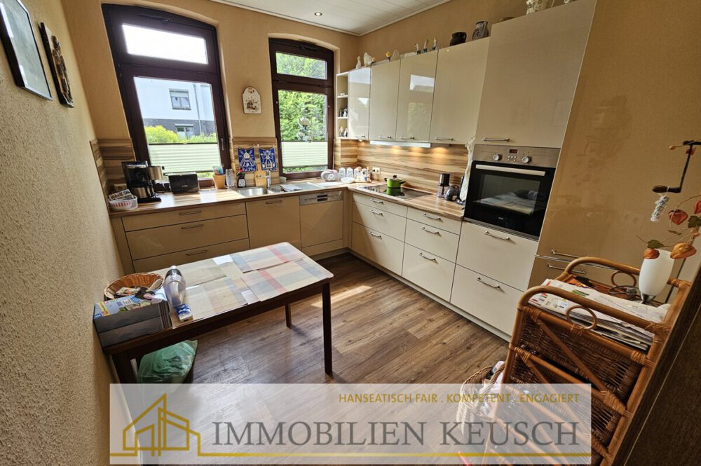 Moderne Küche EG
