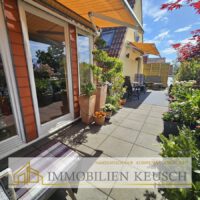 Große Sonneterrasse