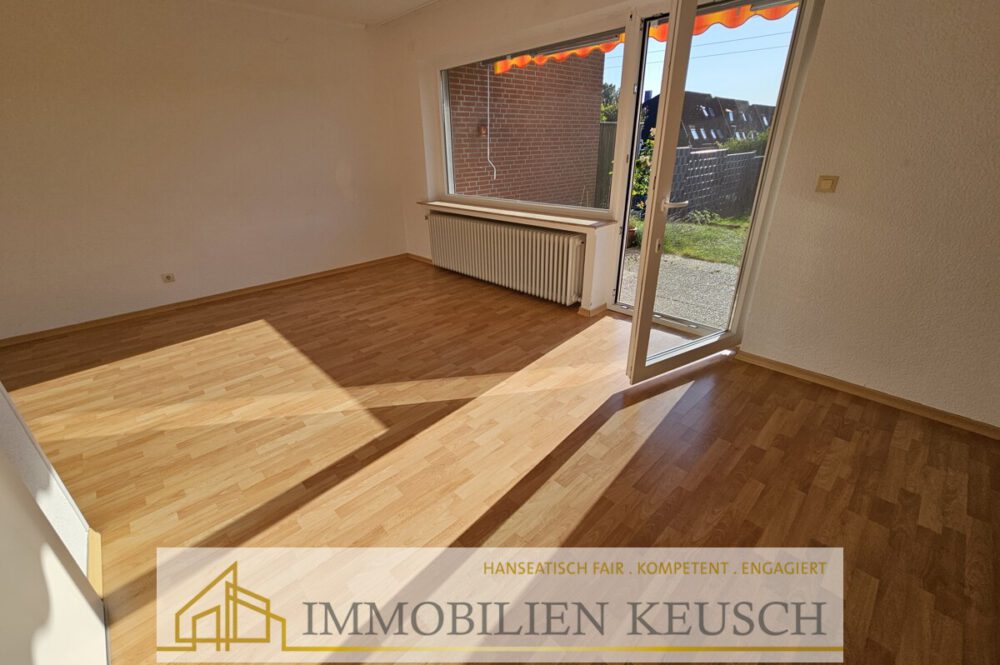Helles Wohn- und Esszimmer