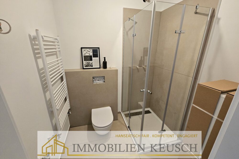 Modernes Duschbad