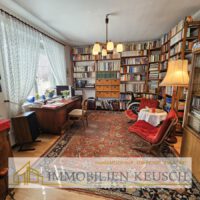 Büro oder Esszimmer