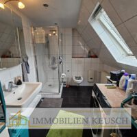 Duschbad im OG
