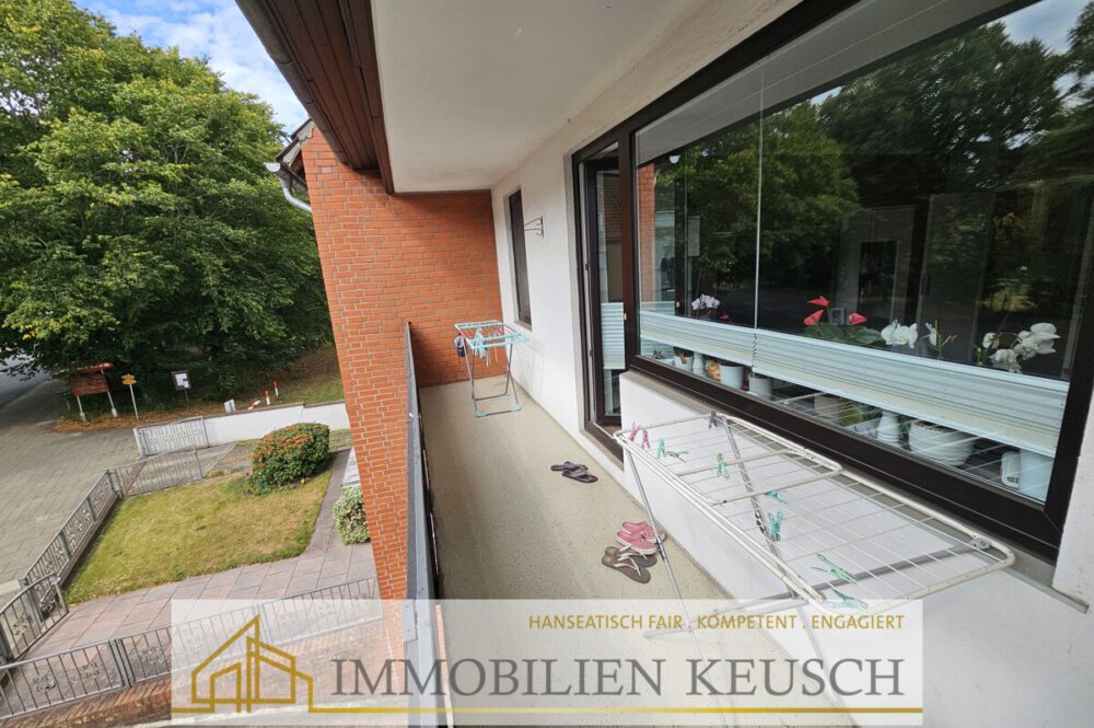 Großer überdachter Balkon