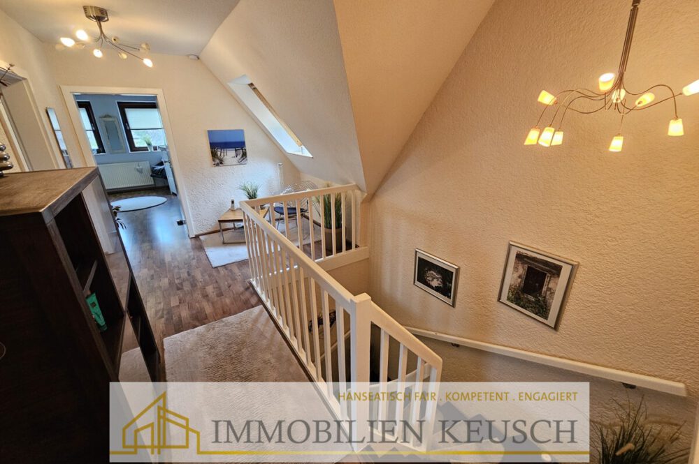 Zentraler Flur OG
