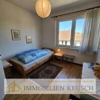 Kinderzimmer- Büro OG