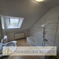 Dusch-und Wannenbad OG